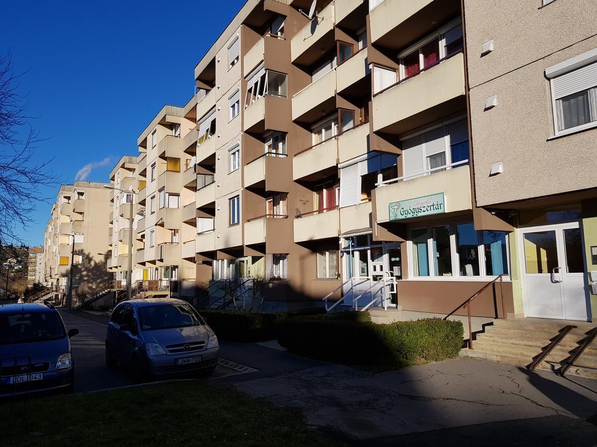 Hegyalja Apartman Zalaegerszeg Exterior foto